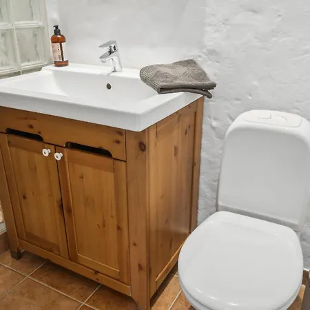 펜션 Stunning In With Kitchen Askeby